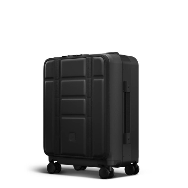 Db - Ramverk Pro Black Out Front-access Carry-On in schwarz